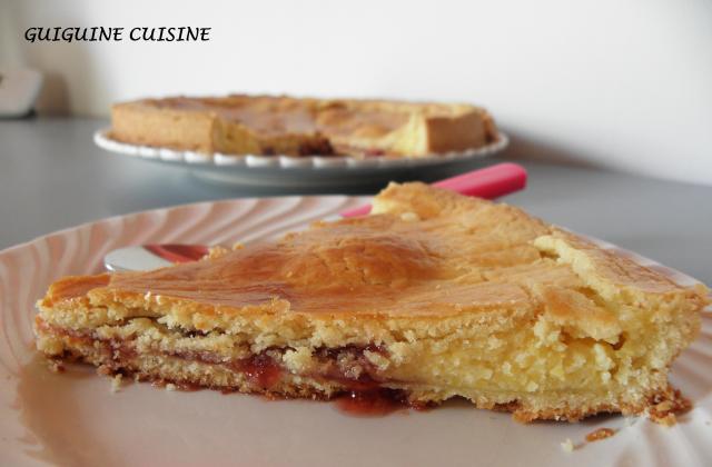 Gâteau basque aux fraises - Photo par guiguine cuisine