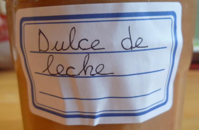 Confiture de lait (Dulce de leche argentino) - Photo par complot dans la cuisine