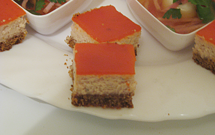 Cheesecake au bacon, gelée de poivron rouge - Photo par loreli5