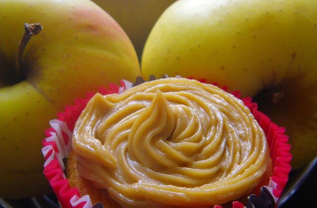 Cupcakes à la pomme, topping au speculoos - Photo par moum00