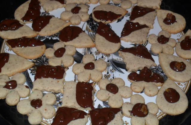 Sablés au chocolat et aux raisins secs - Photo par DALILA34