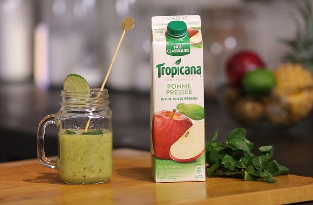 Jus de pomme pressée Tropicana, kiwis, ananas, citron vert, menthe - Photo par Tropicana