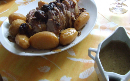 Rôti de porc aux pruneaux - Photo par lafermY