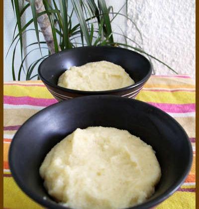 Semoule au lait vanillé et au safran - Photo par Marjolaine86