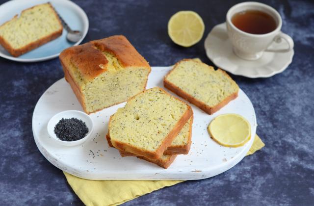Cake léger au citron et au pavot - Photo par Nadia Paprikas