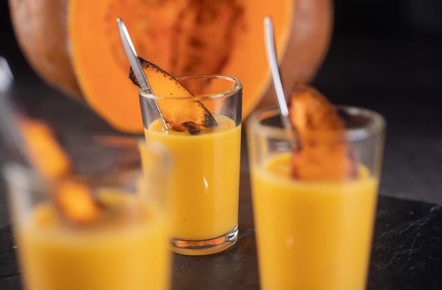 Verrines de velouté de potiron bio du Lot - Photo par C'Gourmand Prod