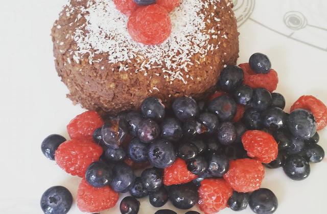 Bowl Cake cacao fruits rouges - Photo par marinaeJ0