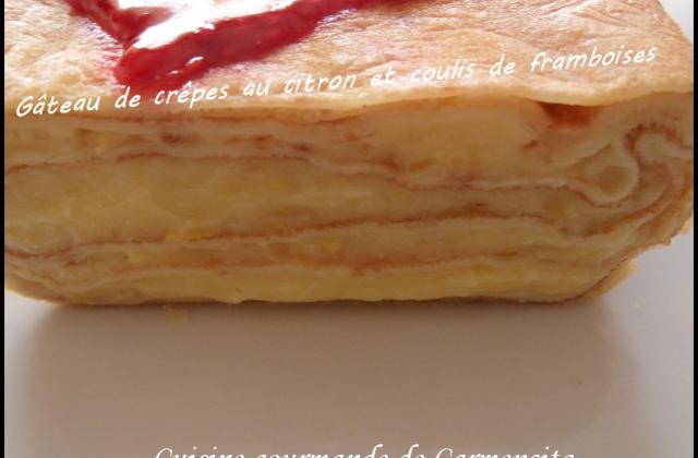 Gâteau de crêpes aux citrons et son coulis de framboises - Photo par Carmen