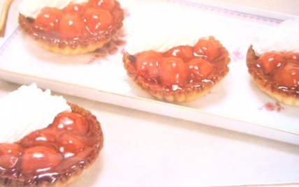 Tartes cerises chantilly - Photo par Maurice.B