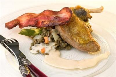 Pintade aux lentilles, velouté de lard fumé - Photo par rv30ca