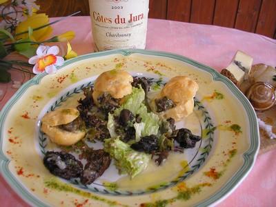 Salade d'escargots en croquemitaine, sauce morbier et vin jaune - Photo par philipkY