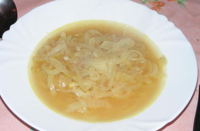 Soupe à l'oignon bon marché - kekeli