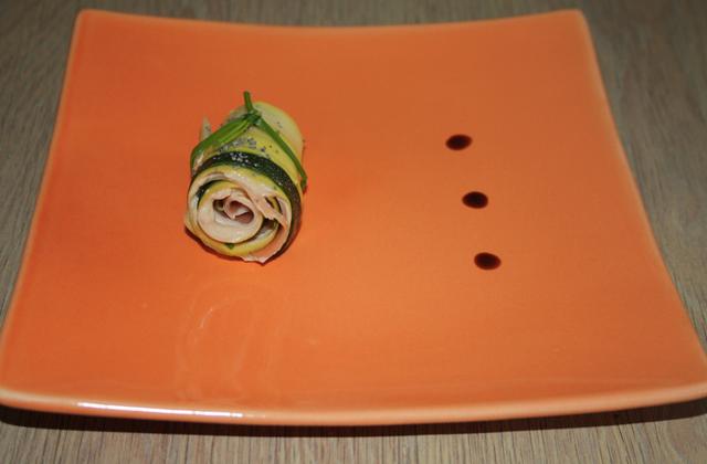 Roulé de courgettes au chèvre frais et melon - Photo par pamtal
