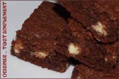 Brownies au Chocolat Noir, Chocolat Blanc et Piment d'Espelette - cuisinertoutsimplement