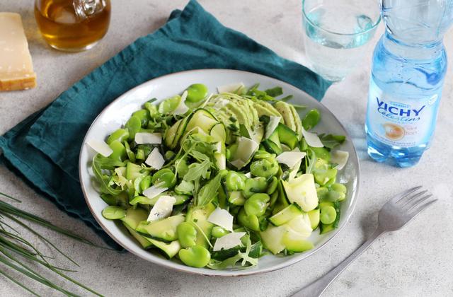 Salade de courgettes, fèves, avocat, roquette et parmesan - Photo par Silvia Santucci