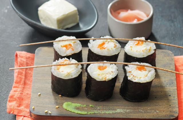 Maki à la truite "sésame-citron vert" - Photo par Carré Frais