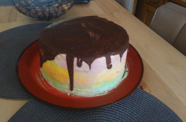 Gâteau chocolat arc en ciel - Photo par Sweet cake