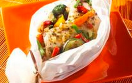 Cuisses de poulet à l'estragon et légumes en papillote - Cervia Paris-Ile-de-France