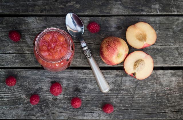 Confiture de pêches et framboises - Photo par 750g