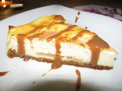Cheese cake au chocolat blanc et poires - Photo par jujuni