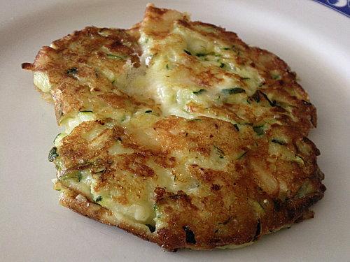 Galettes de courgettes économiques - Photo par aux papilles