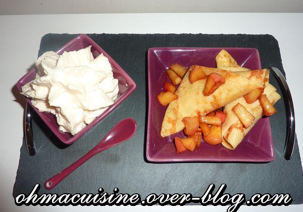 Samossas de crêpe aux pommes caramélisées, chantilly caramel beurre salé - Photo par ohmacuisine