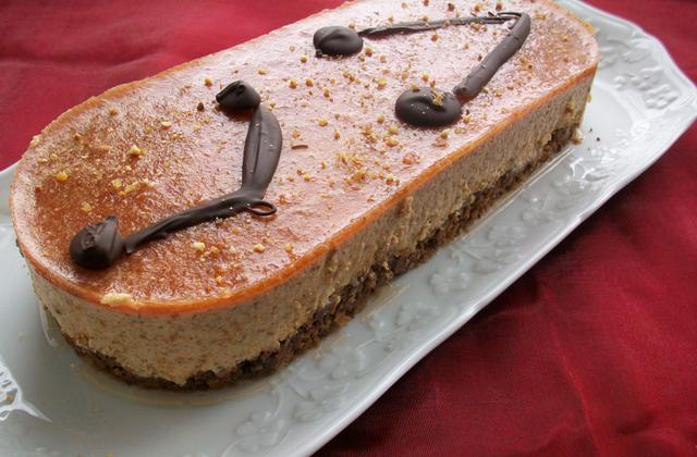 Bavarois aux cerises sur croustillant au chocolat - Annick