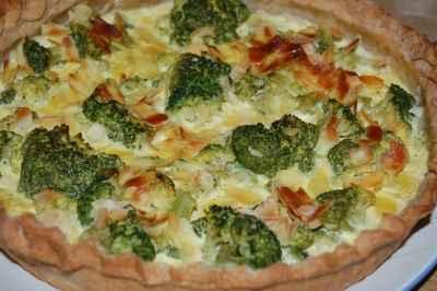 Tarte aux brocolis et amandes au curry - Photo par newelm