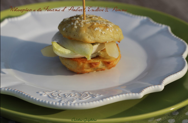 Whoopies à la Fourme d'Ambert, Pomme & Endive - Photo par linoue