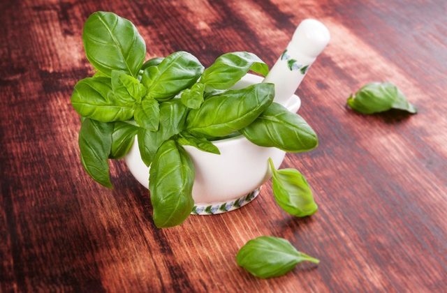 Les 10 ingrédients qu'il vous faut pour remplacer le sel ! - 750g