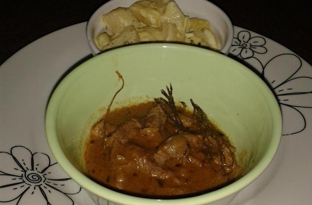 Boeuf à la sauce arachide - Photo par Invité