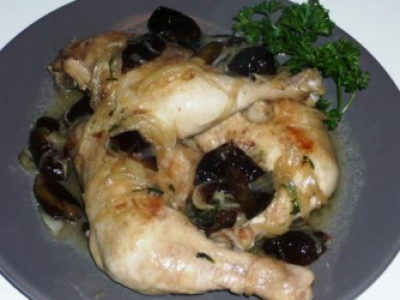 Tajine de poulet aux pruneaux - Photo par inestr