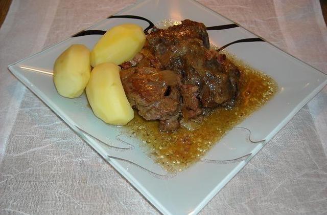Joues de porc à la bière classiques - Photo par jacath