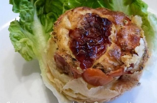 Petits flans de tomates cerise au tartare ail et fines herbes - Photo par Carmen