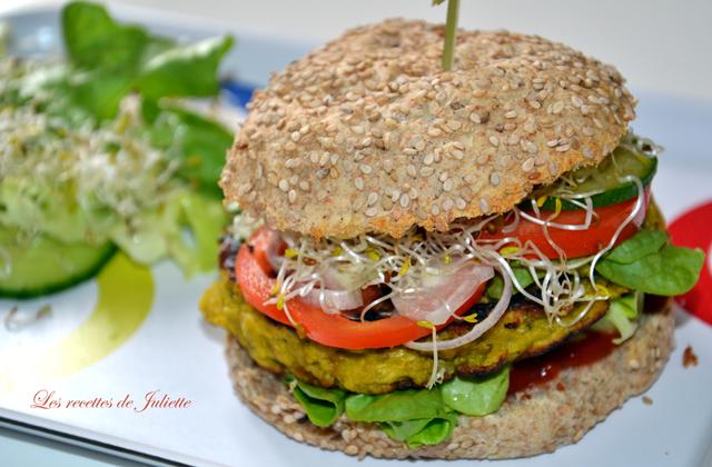 Burger végétarien - Photo par Les recettes de Juliette
