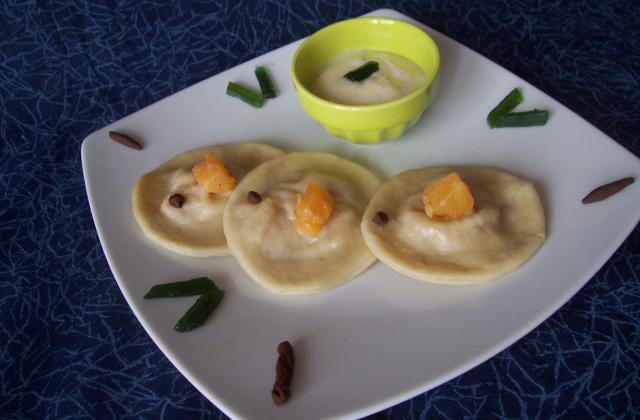 Ravioles de Kaki persimon fève Tonka et crème à la vanille - Photo par daunis