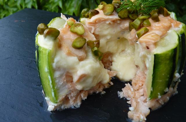 Charlotte de courgettes, saumon et coeur comté - Photo par Lustine
