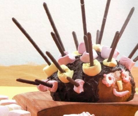 Le gâteau hérisson pour anniversaire - Photo par marielKCM