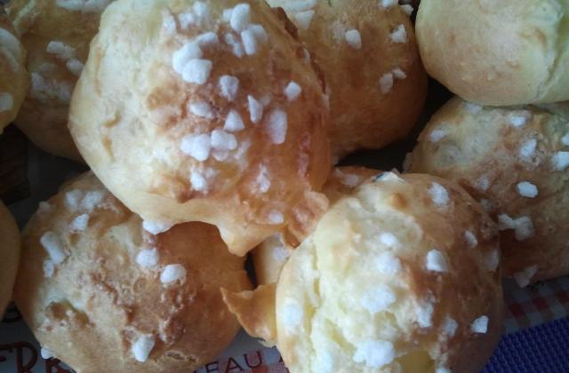 Chouquettes gonflées - Photo par MyCulinaryCurriculum