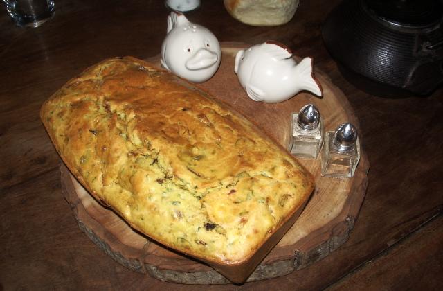 Cake aux oignons, ricotta et aux herbes - Photo par jujuth