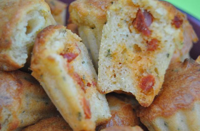 Bouchées cannelés au chèvre frais et chorizo - Photo par cricri3005