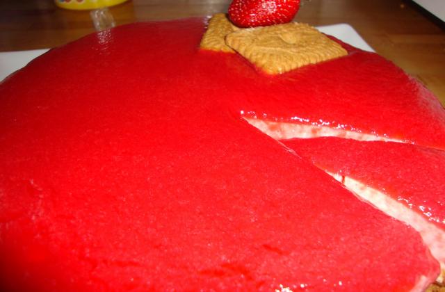 Bavarois fraise-spéculoos maison - Photo par la cuisine de doudou