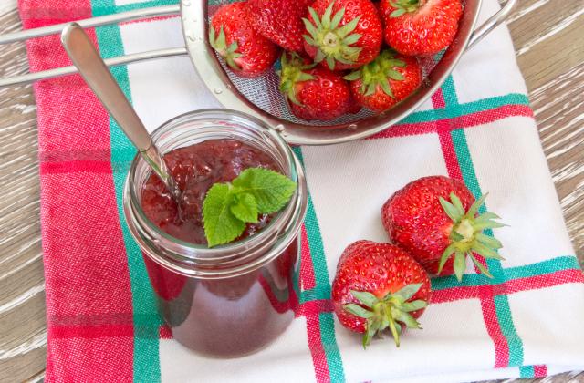 Confiture de fraise à la menthe - Photo par 750g