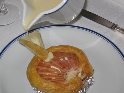 Saint-Jacques lutées à l'ail rose confit - Photo par CHRIS DE TOULOUSE