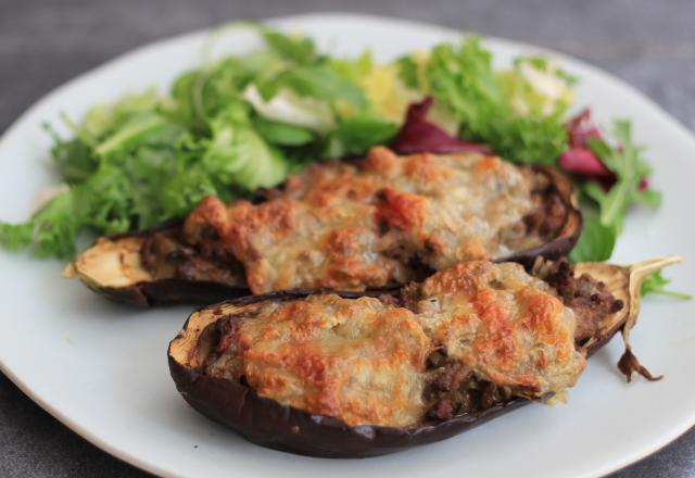 Aubergines farcies à la viande hachée