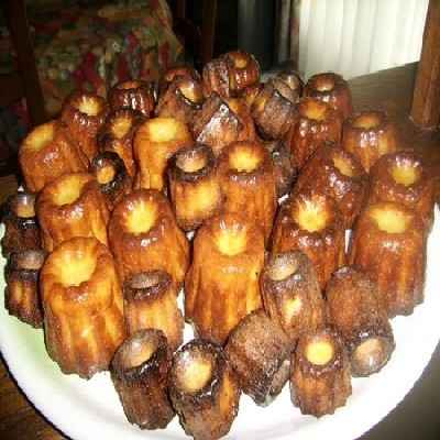 Canelés bordelais