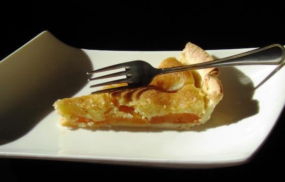 Tarte abricots, poires façon thym