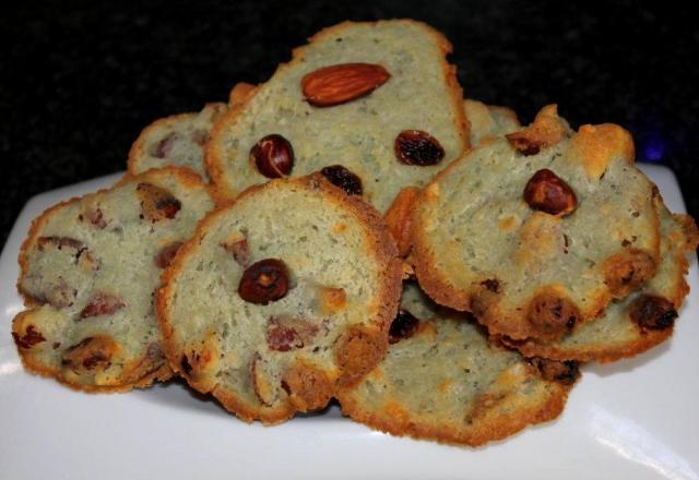 Mendiants au roquefort et fruits secs