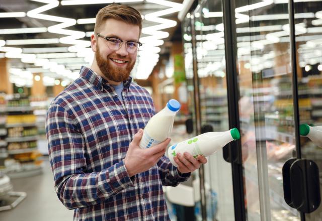 Lait cru, microfiltré, pasteurisé, UHT : comment s’y retrouver au rayon lait ?