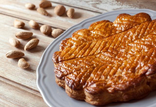 Galette des rois aux pommes parfumée au pain d'épices